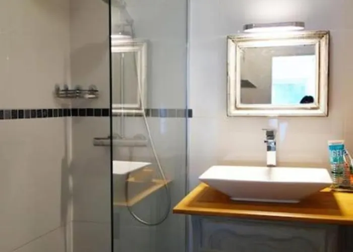 T2 Au Calme A 3min De La דירה